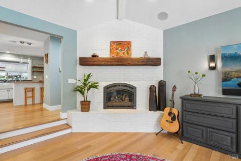 3195 Montecito Meadow Drive Santa Rosa CA 95404