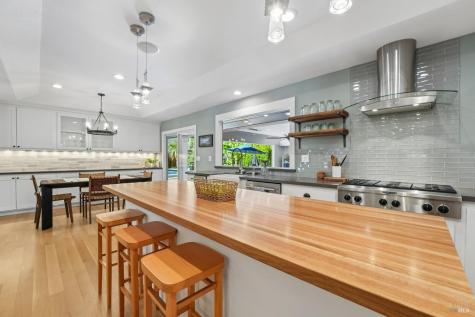 3195 Montecito Meadow Drive Santa Rosa CA 95404