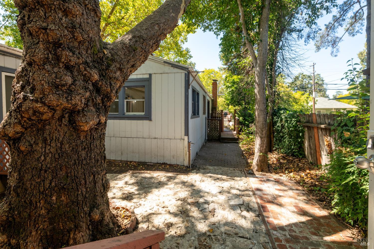 1580 Humboldt Street Santa Rosa CA 95404