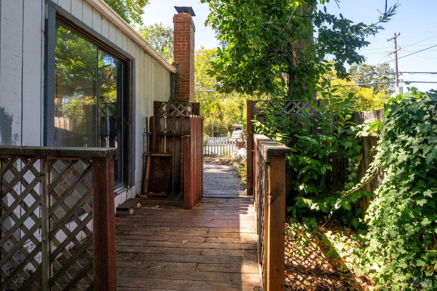 1580 Humboldt Street Santa Rosa CA 95404