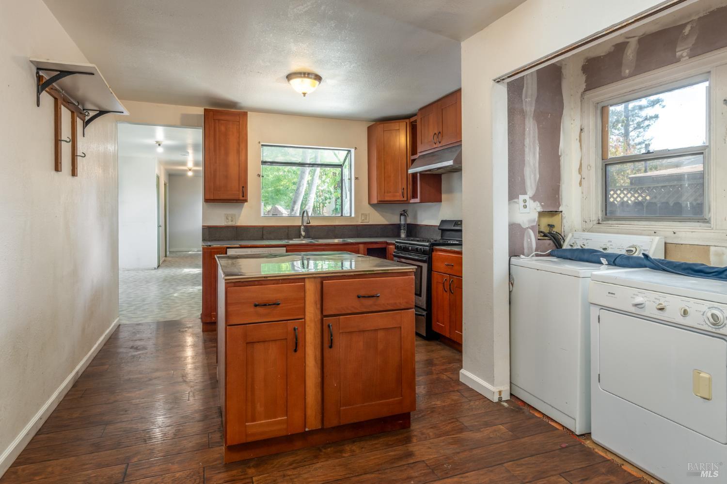 1580 Humboldt Street Santa Rosa CA 95404