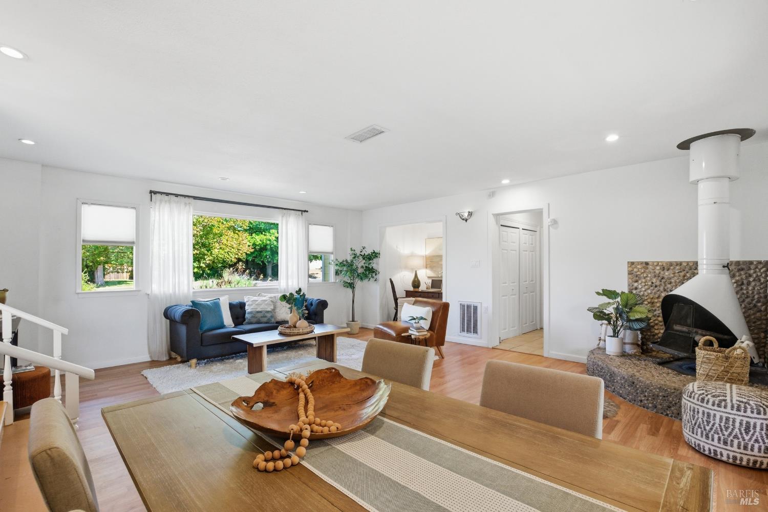 1969 Tuolumne Street Vallejo CA 94589
