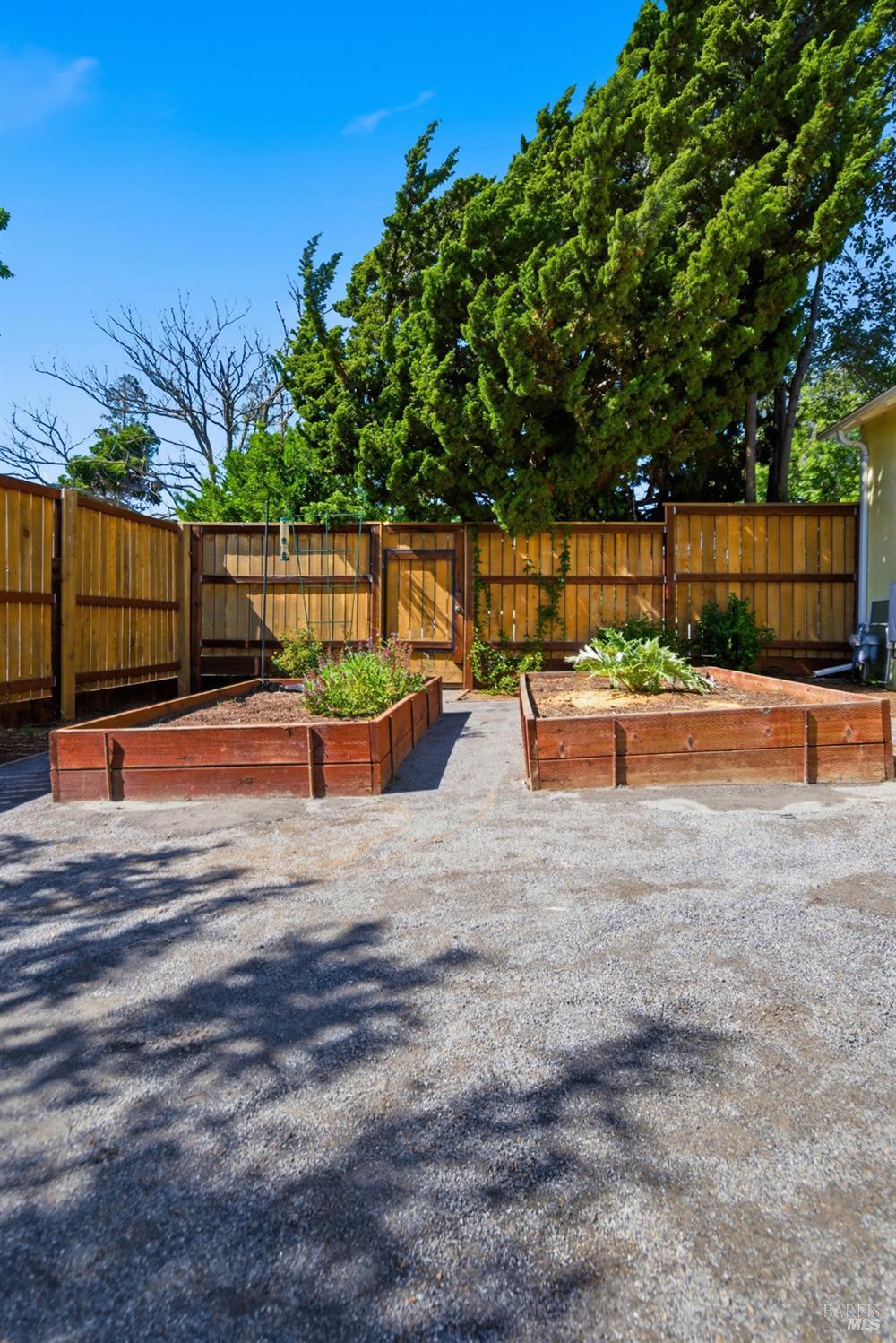 1969 Tuolumne Street Vallejo CA 94589