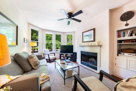 7011 Dry Creek Road Healdsburg CA 95448