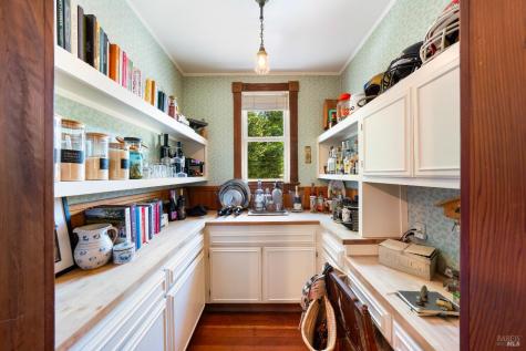 7011 Dry Creek Road Healdsburg CA 95448