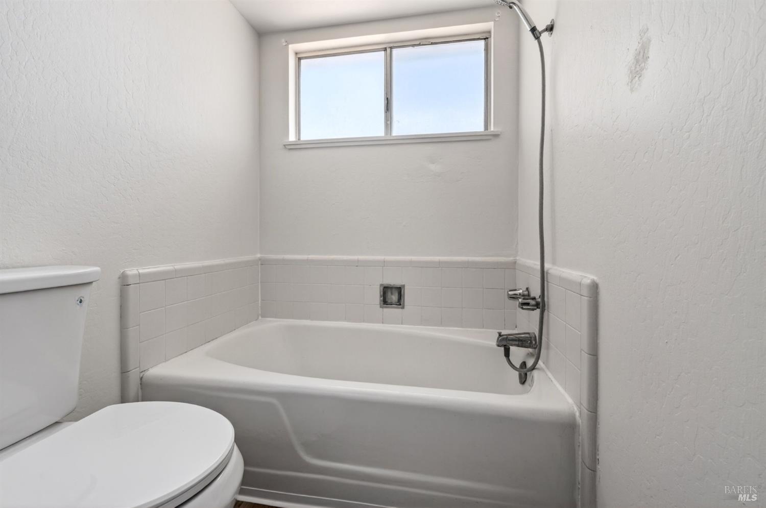 2212 Neotomas Avenue Santa Rosa CA 95405