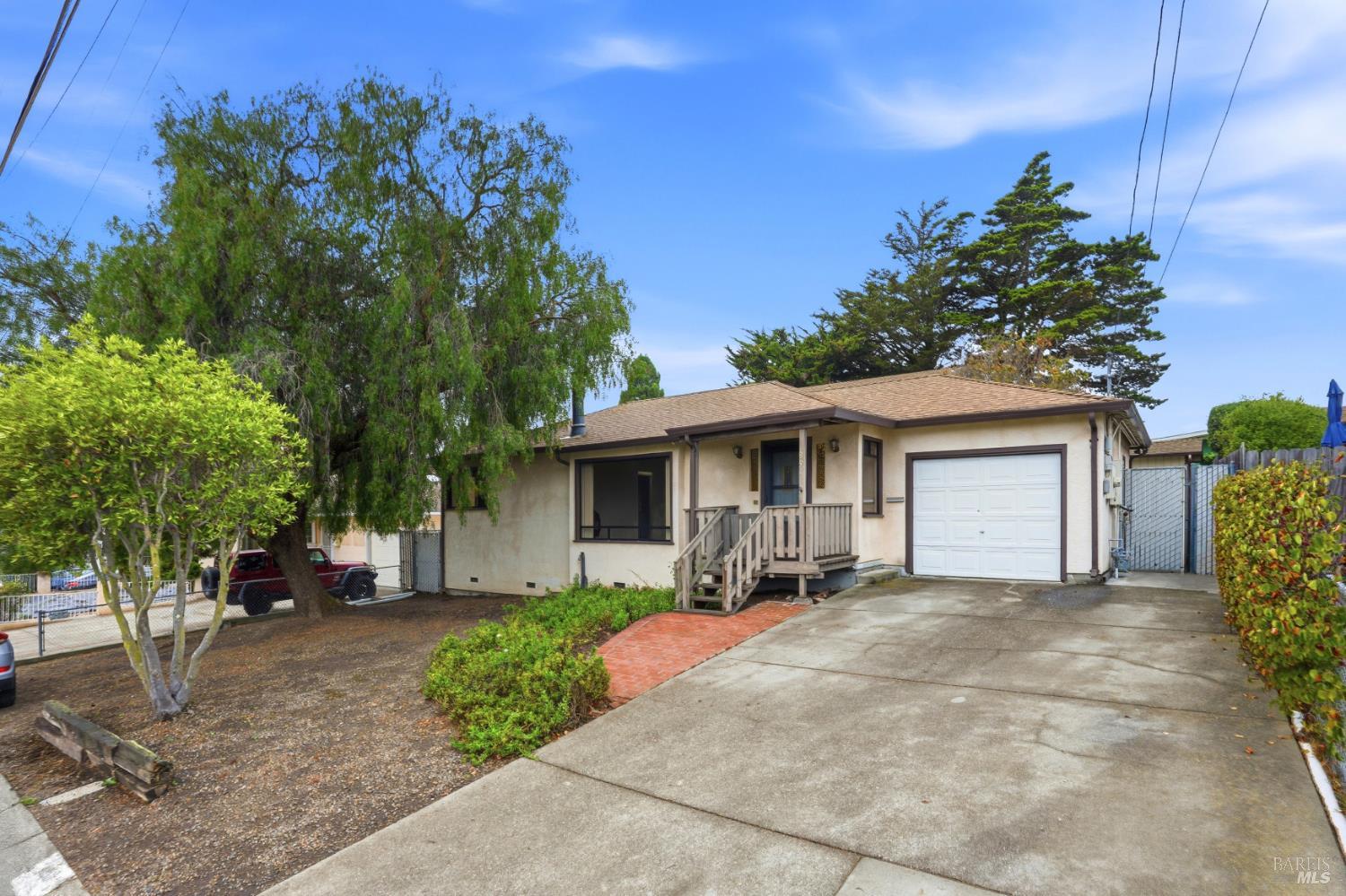 991 Mitchell Way El Sobrante CA 94803