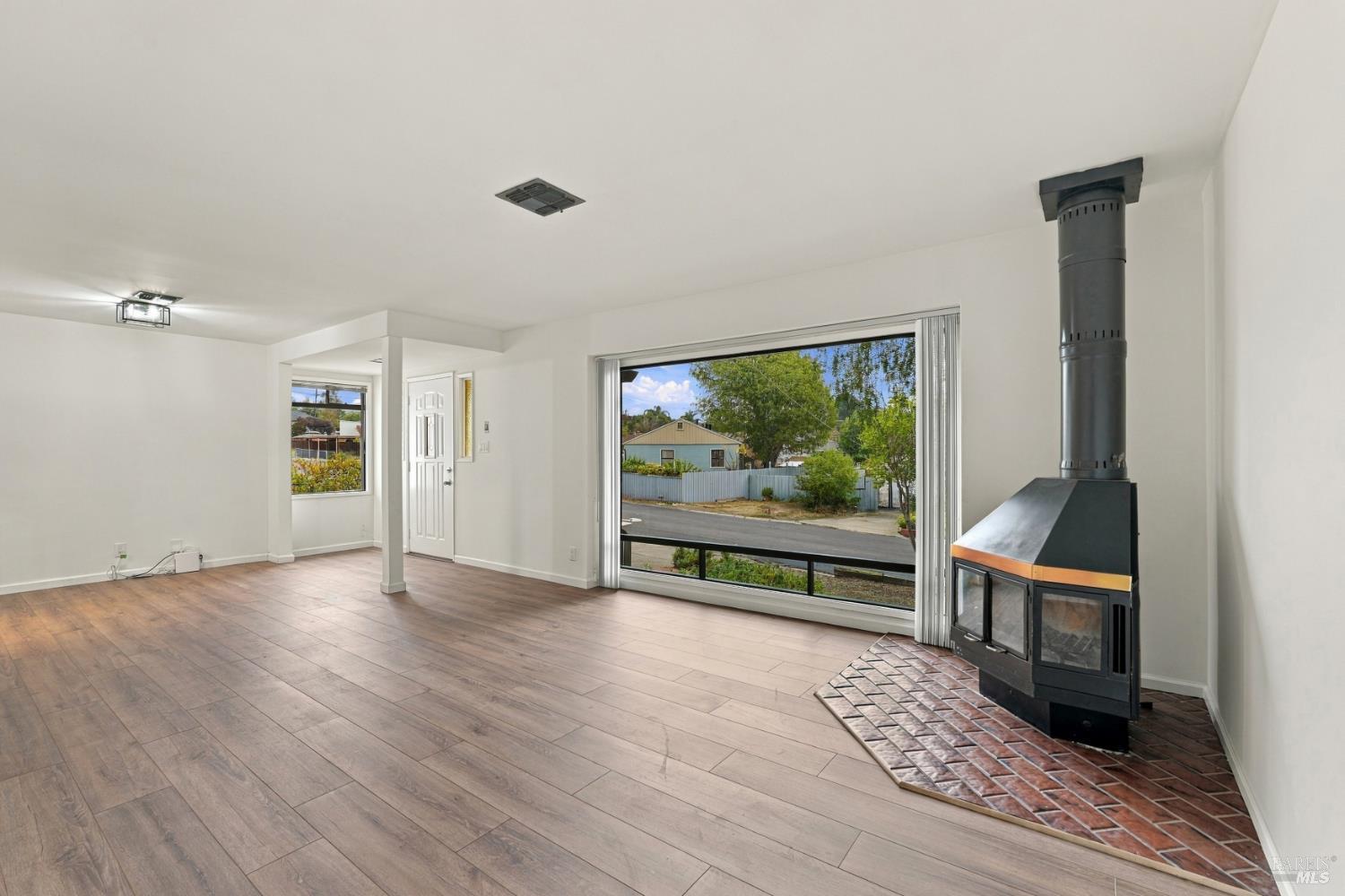 991 Mitchell Way El Sobrante CA 94803