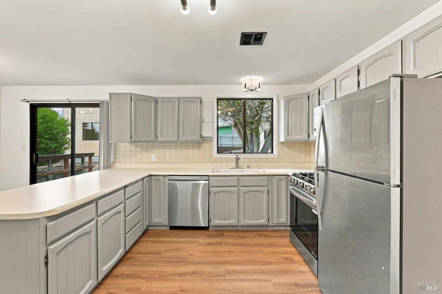 991 Mitchell Way El Sobrante CA 94803