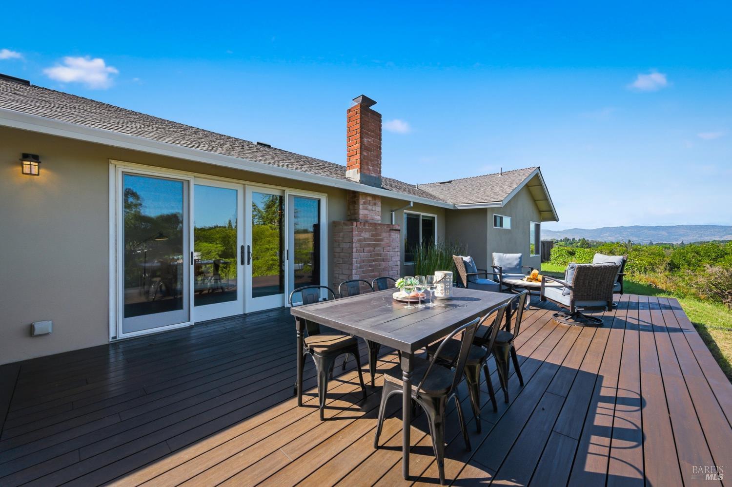 3392 Royal Court Napa CA 94558