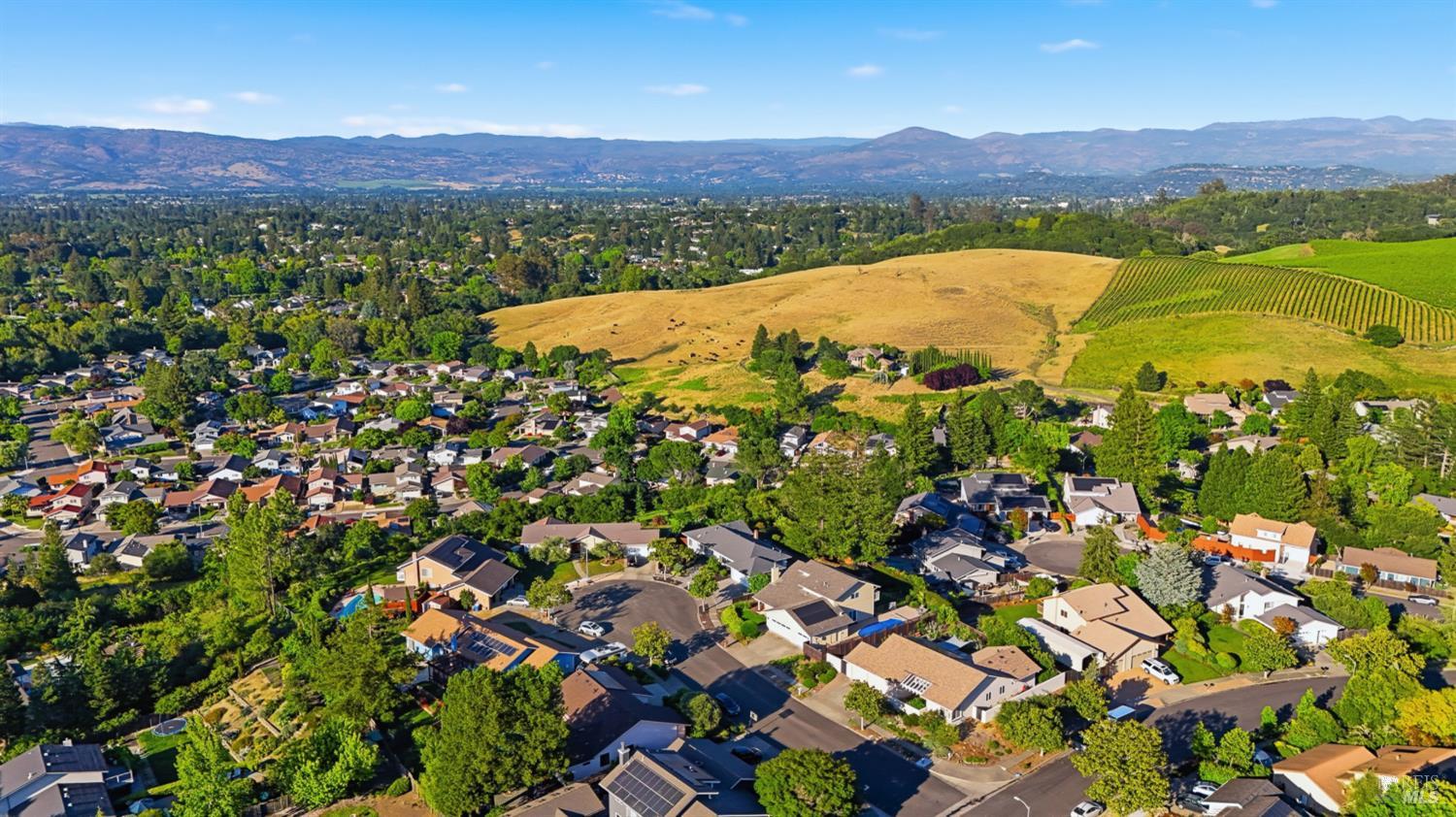 3392 Royal Court Napa CA 94558