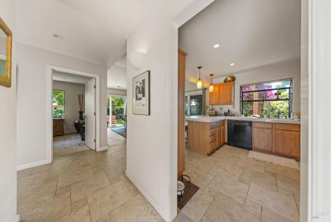 105 Holstrom Circle Novato CA 94947
