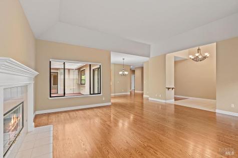 6283 Meadowbreeze Court Santa Rosa CA 95409