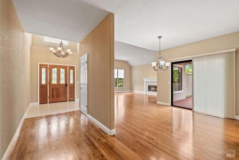 6283 Meadowbreeze Court Santa Rosa CA 95409