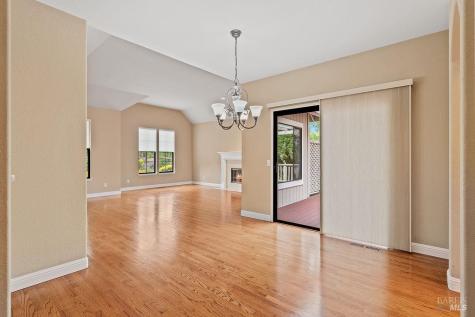 6283 Meadowbreeze Court Santa Rosa CA 95409