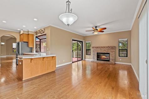 6283 Meadowbreeze Court Santa Rosa CA 95409
