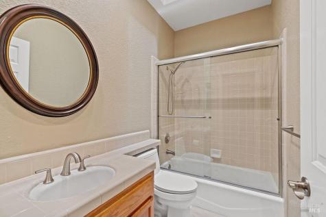 6283 Meadowbreeze Court Santa Rosa CA 95409