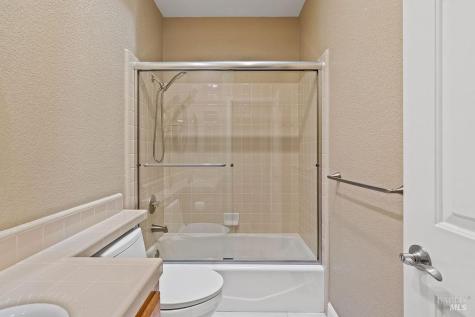 6283 Meadowbreeze Court Santa Rosa CA 95409