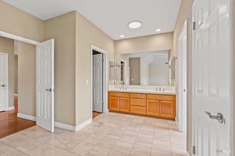 6283 Meadowbreeze Court Santa Rosa CA 95409