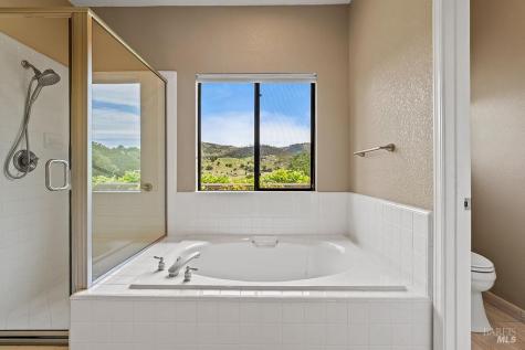 6283 Meadowbreeze Court Santa Rosa CA 95409