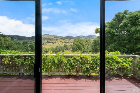 6283 Meadowbreeze Court Santa Rosa CA 95409