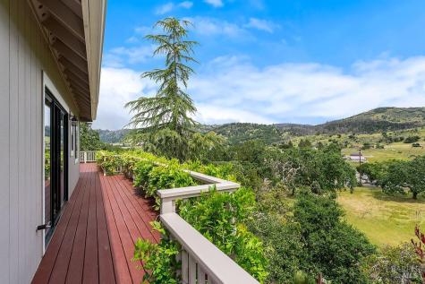 6283 Meadowbreeze Court Santa Rosa CA 95409