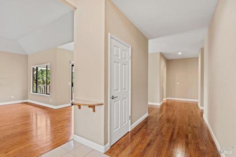 6283 Meadowbreeze Court Santa Rosa CA 95409