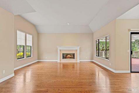 6283 Meadowbreeze Court Santa Rosa CA 95409
