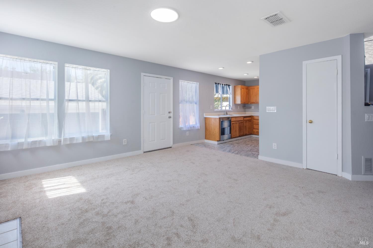 811 Bay Street Suisun City CA 94585