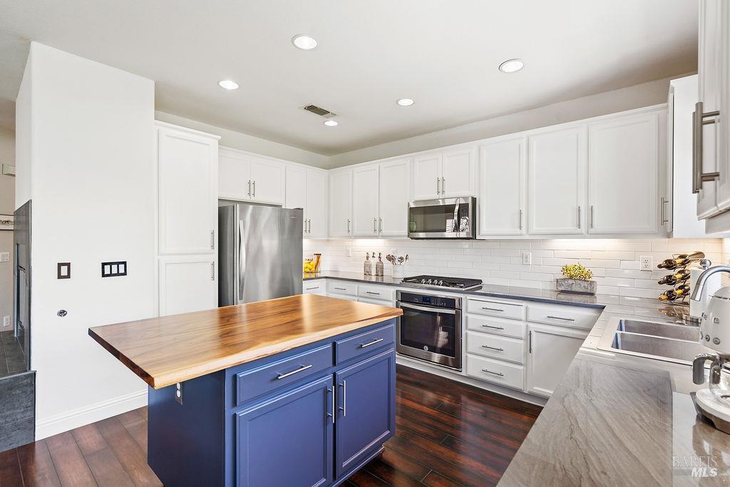 8424 Bennington Court Vallejo CA 94591