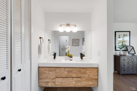 17 Channel Drive Corte Madera CA 94925