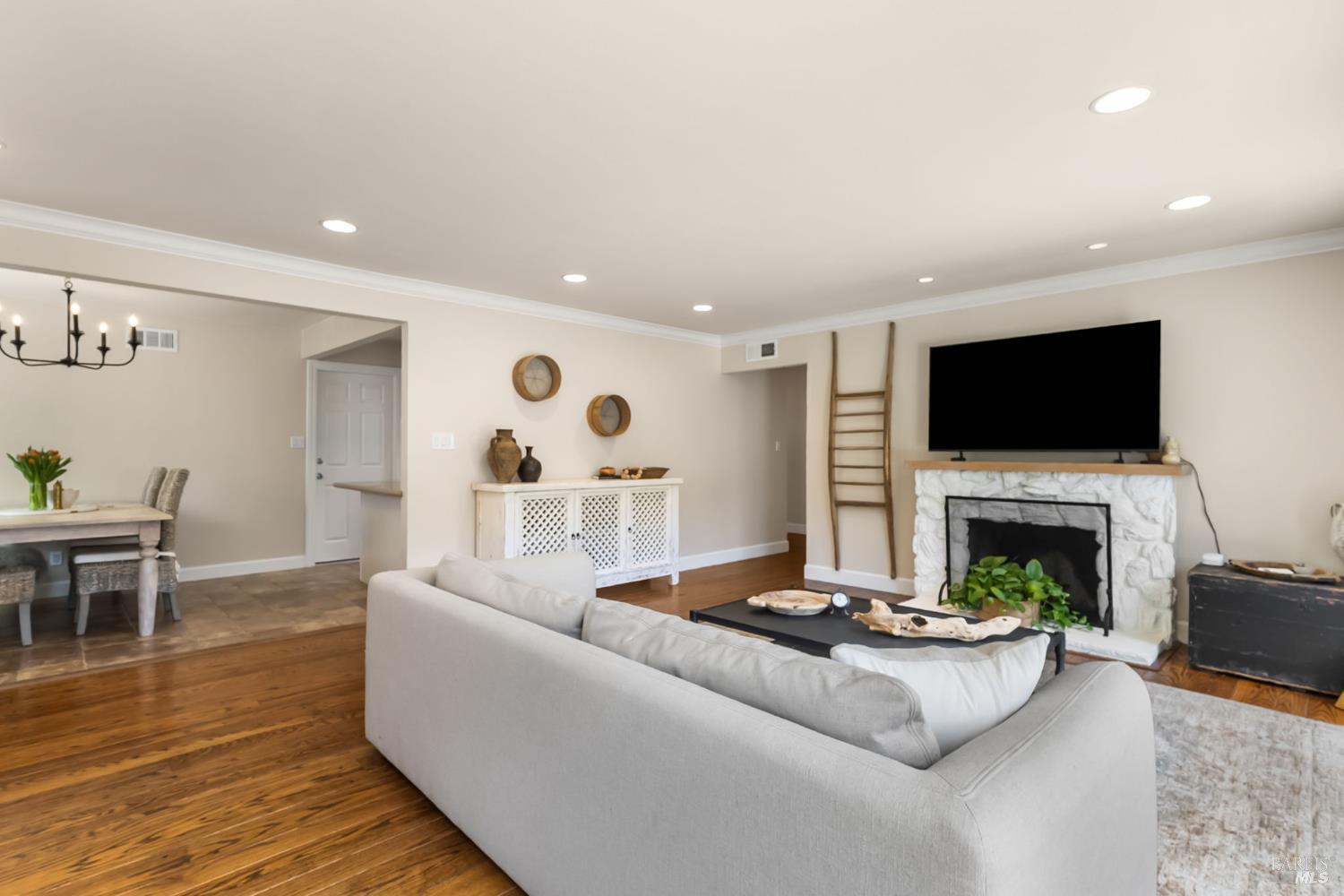 5309 Degnan Drive Martinez CA 94553