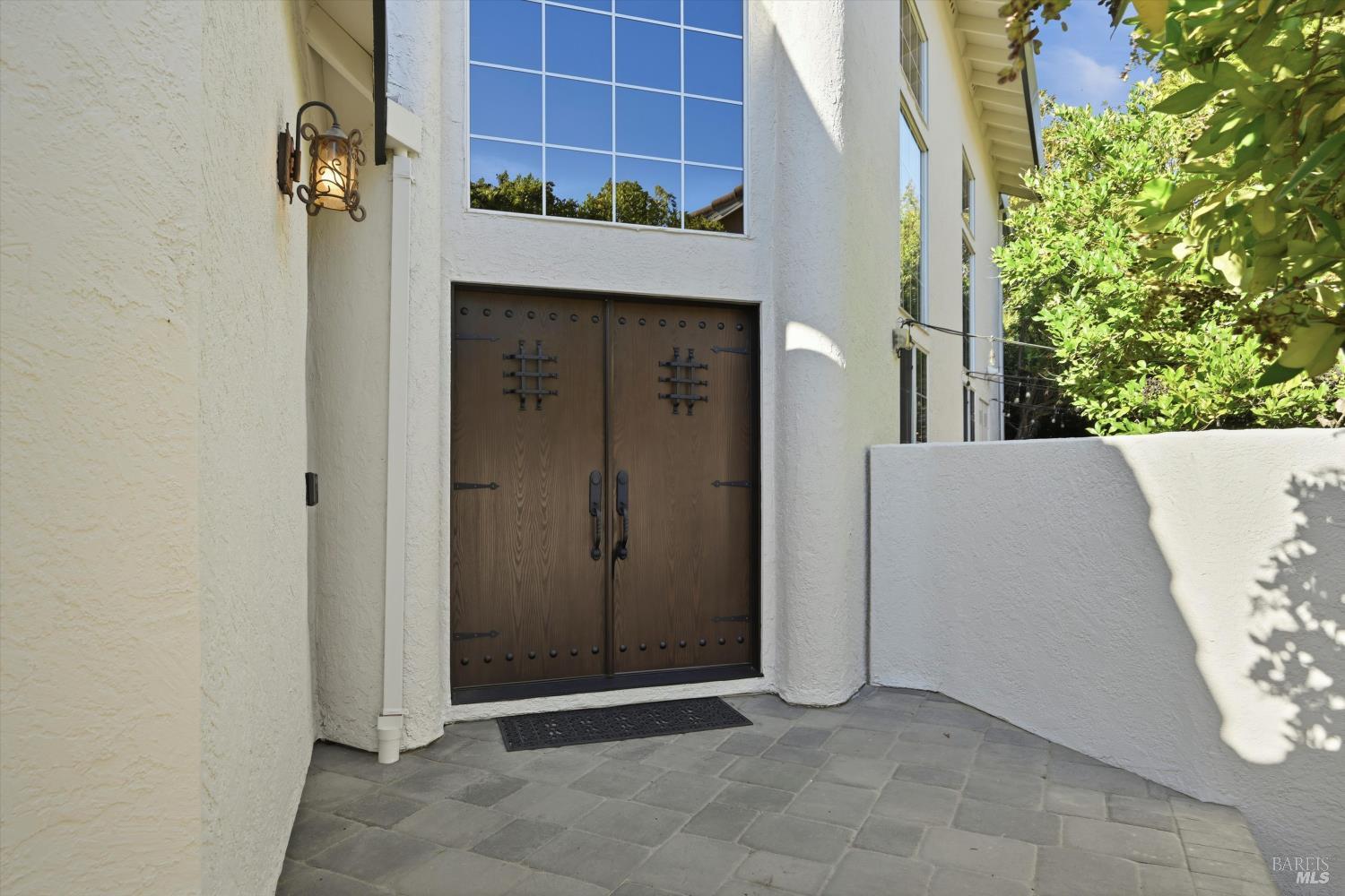 28 S Newport Drive Napa CA 94559