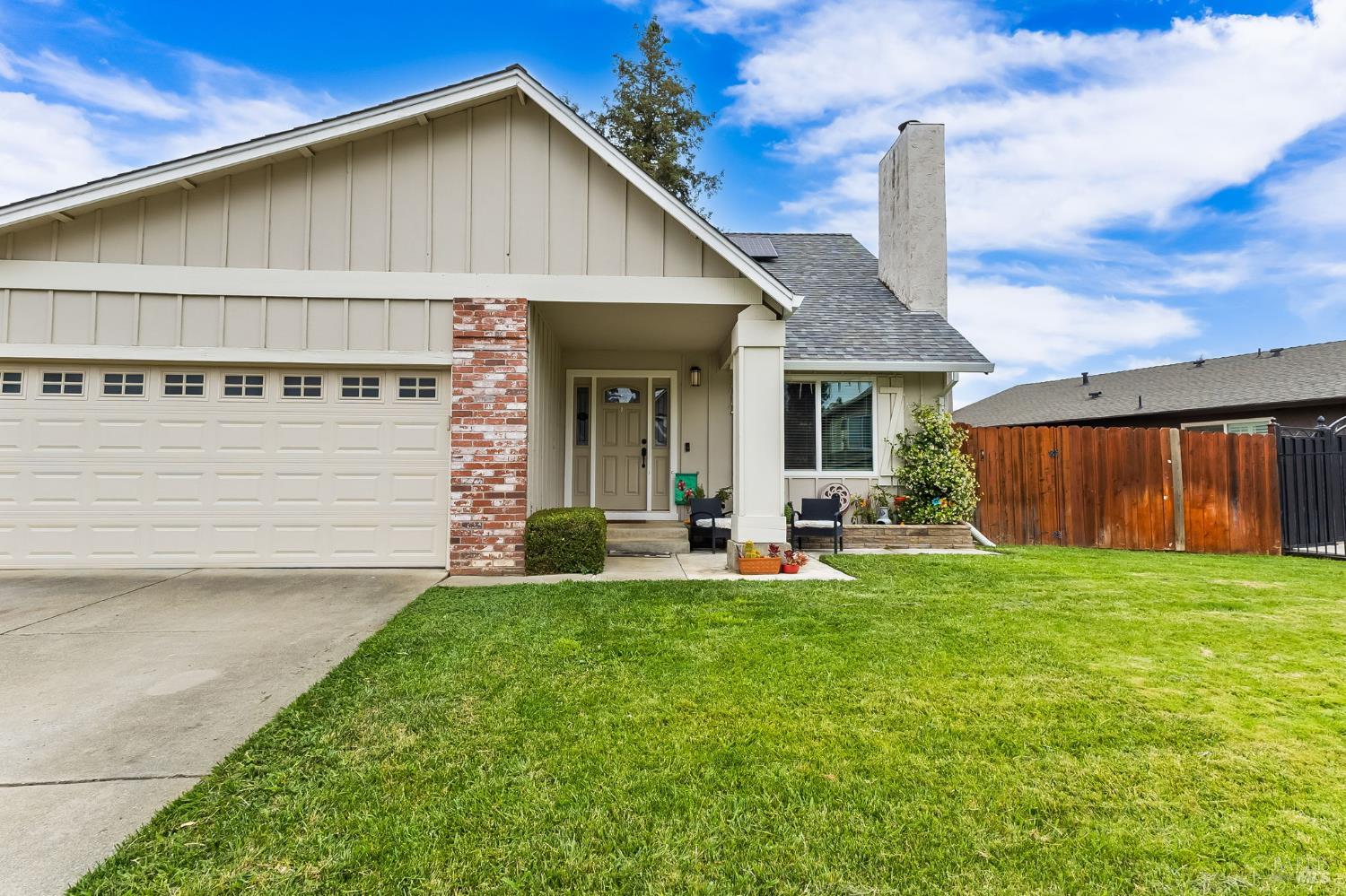 633 Hamilton Drive Vacaville CA 95687
