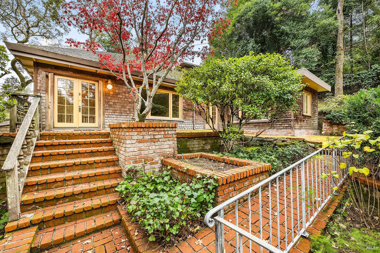 101 Laurel Grove Avenue Kentfield CA 94904