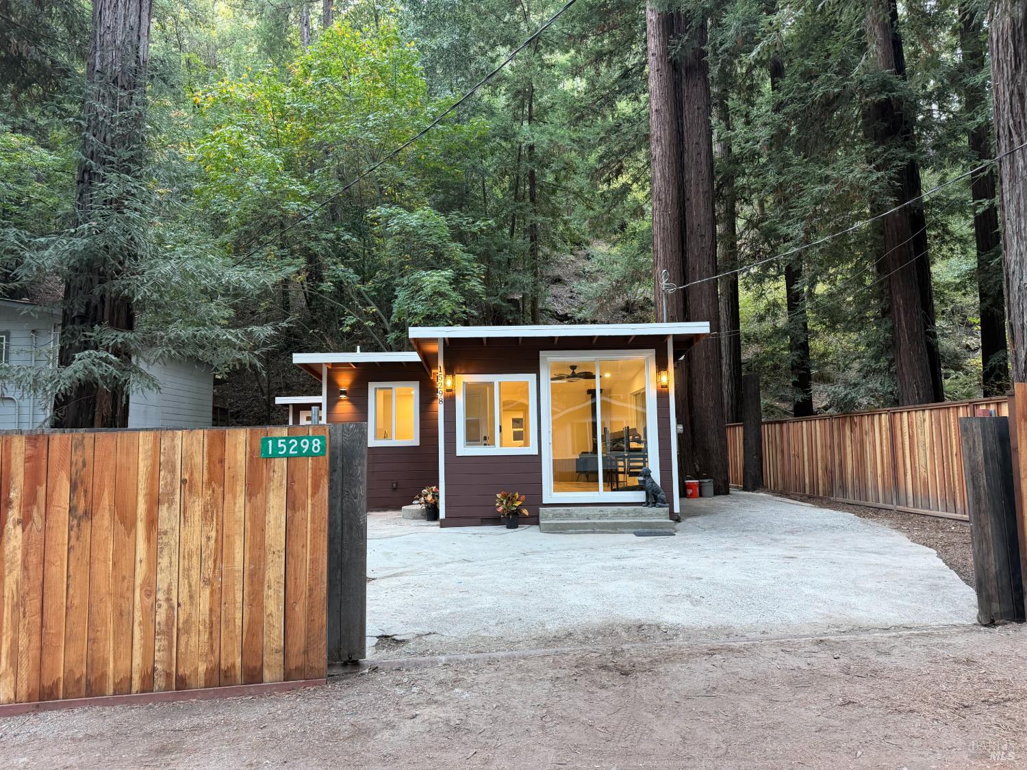 15298 Willow Road Guerneville CA 95471