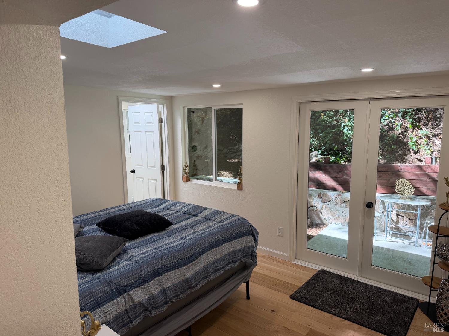 15298 Willow Road Guerneville CA 95471