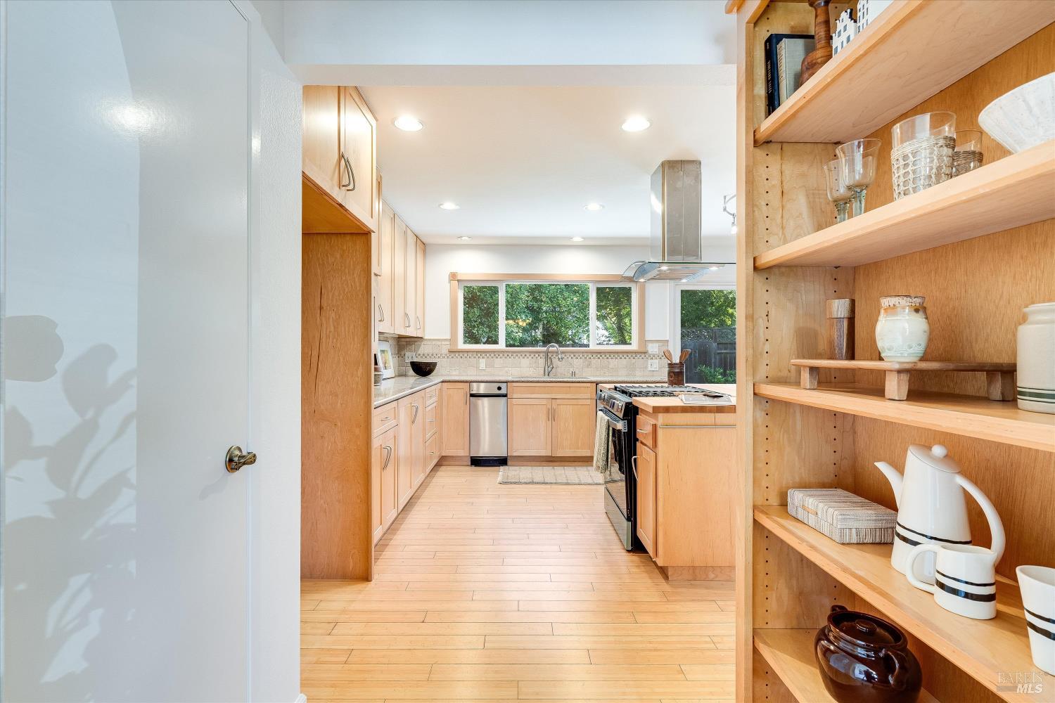 2140 Alejandro Drive Santa Rosa CA 95405