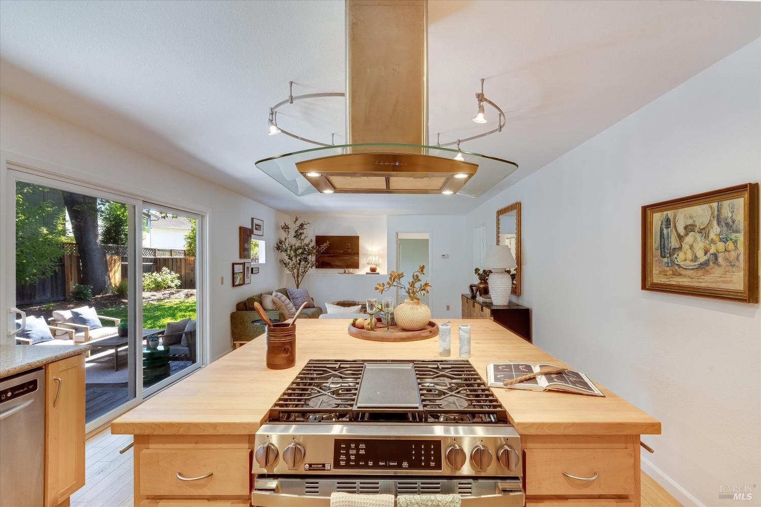 2140 Alejandro Drive Santa Rosa CA 95405