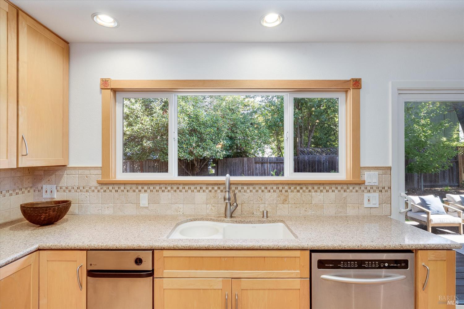 2140 Alejandro Drive Santa Rosa CA 95405
