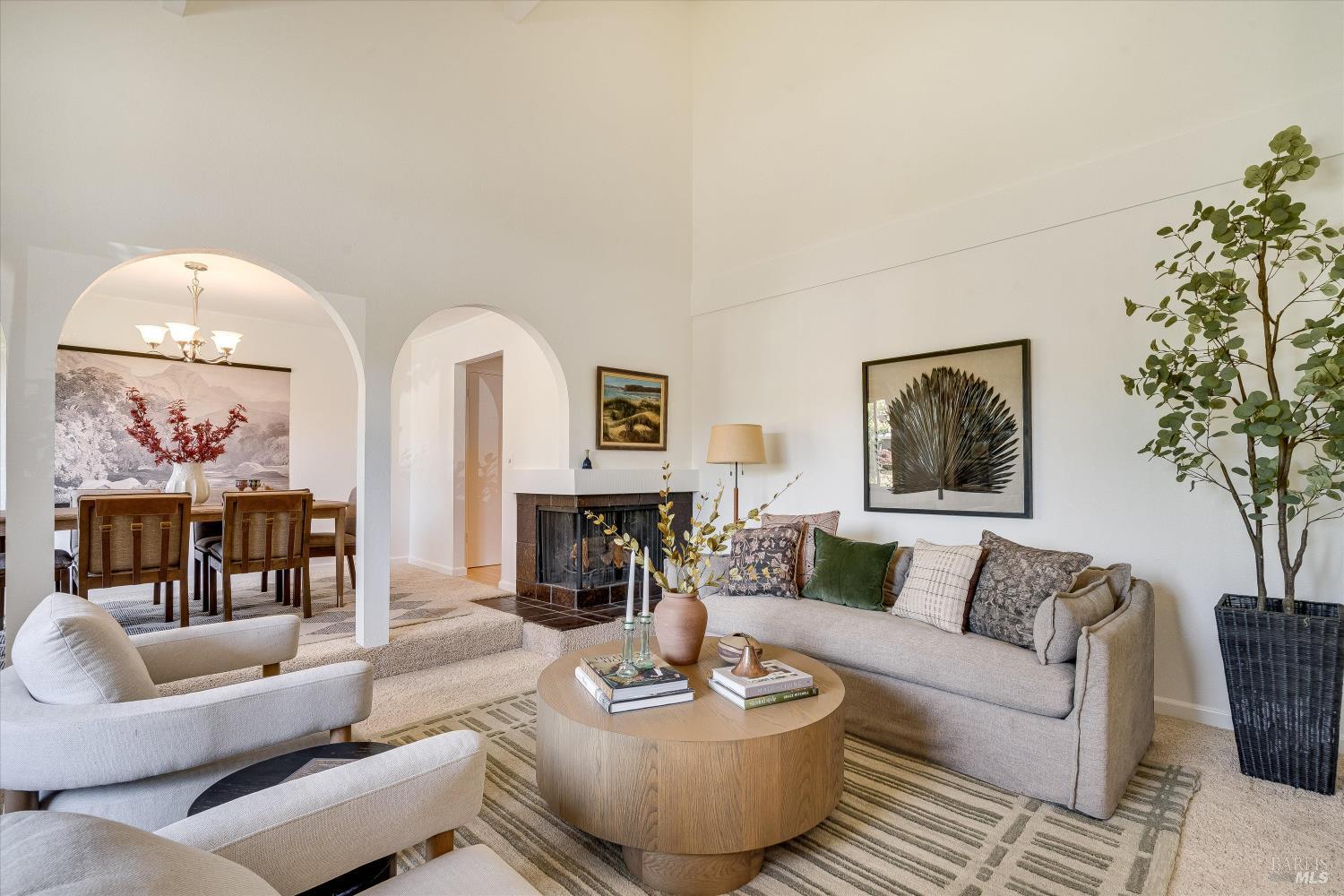 2140 Alejandro Drive Santa Rosa CA 95405