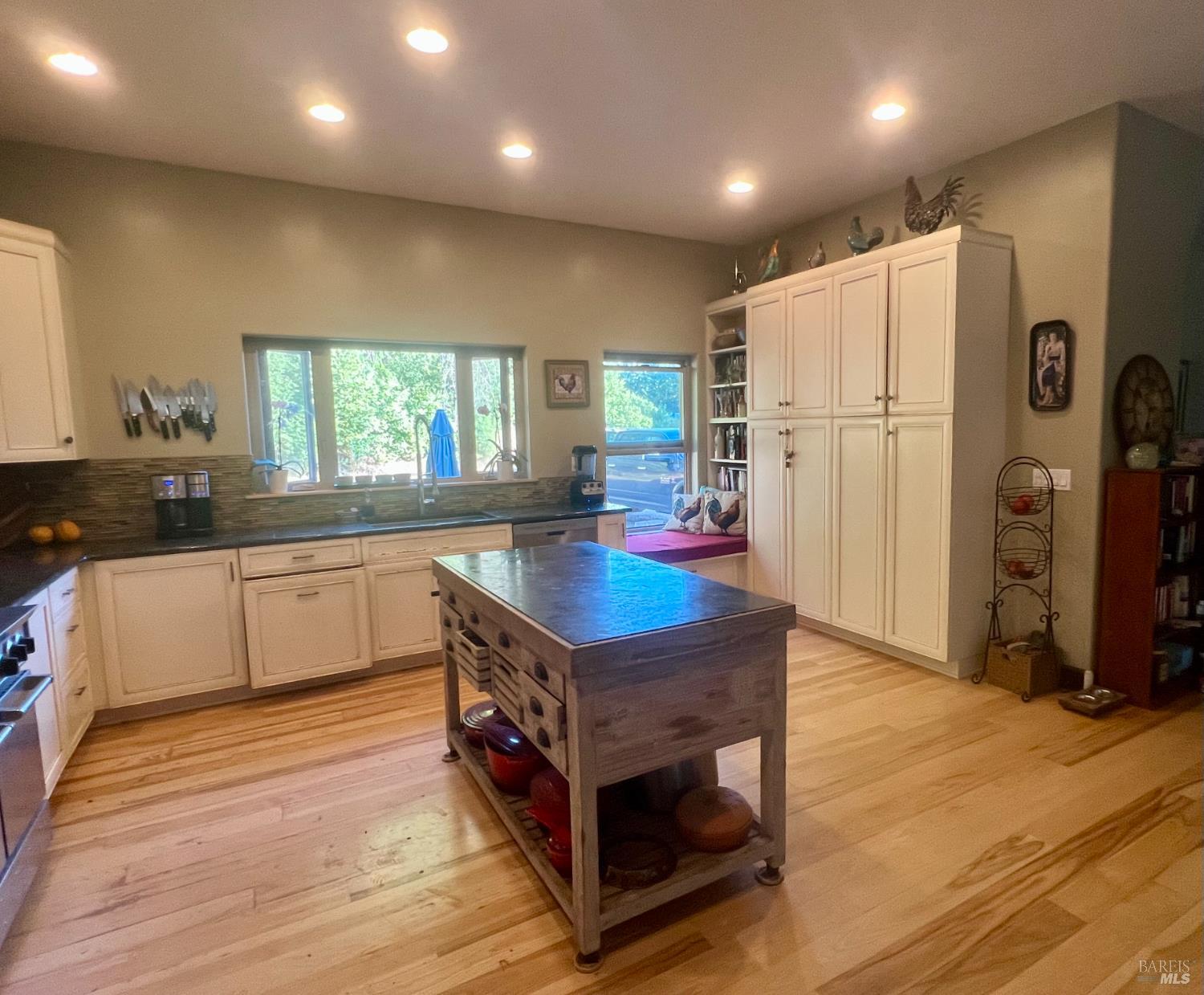 Laytonville CA 95454