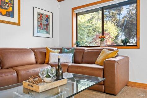 7061 Bennett Valley Road Santa Rosa CA 95404