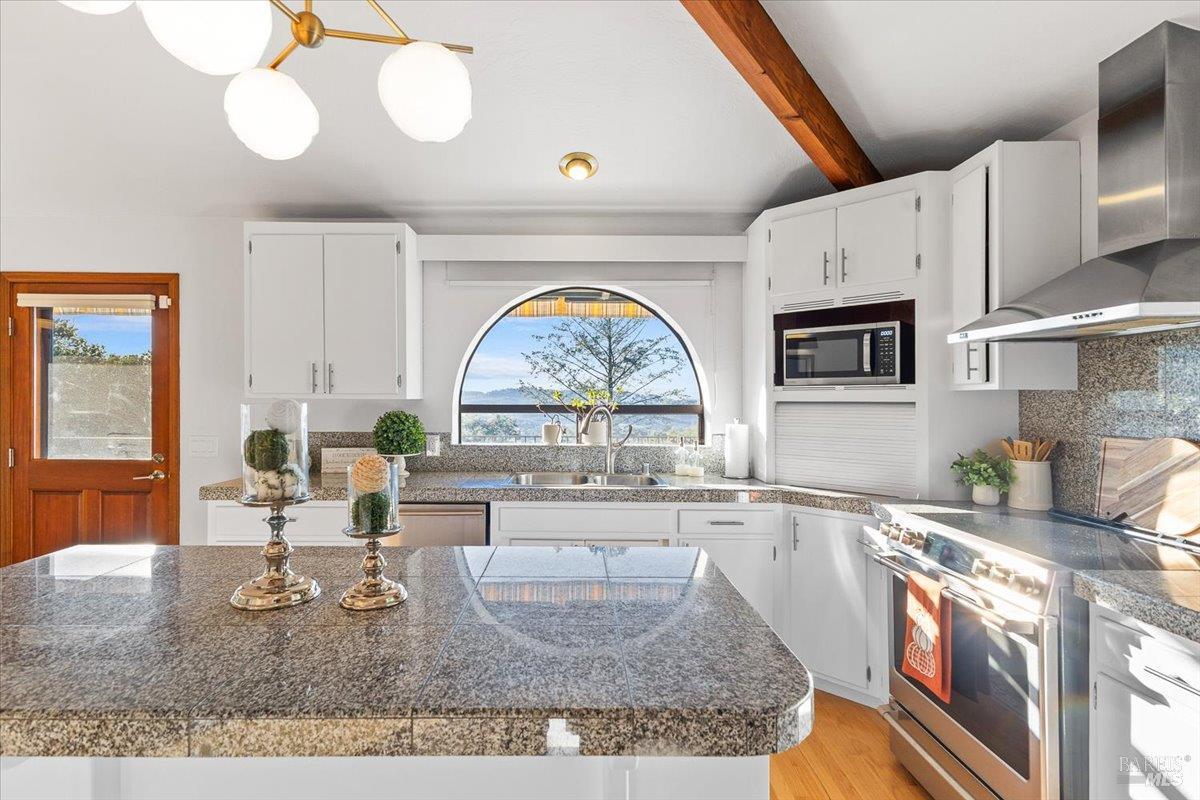 7061 Bennett Valley Road Santa Rosa CA 95404