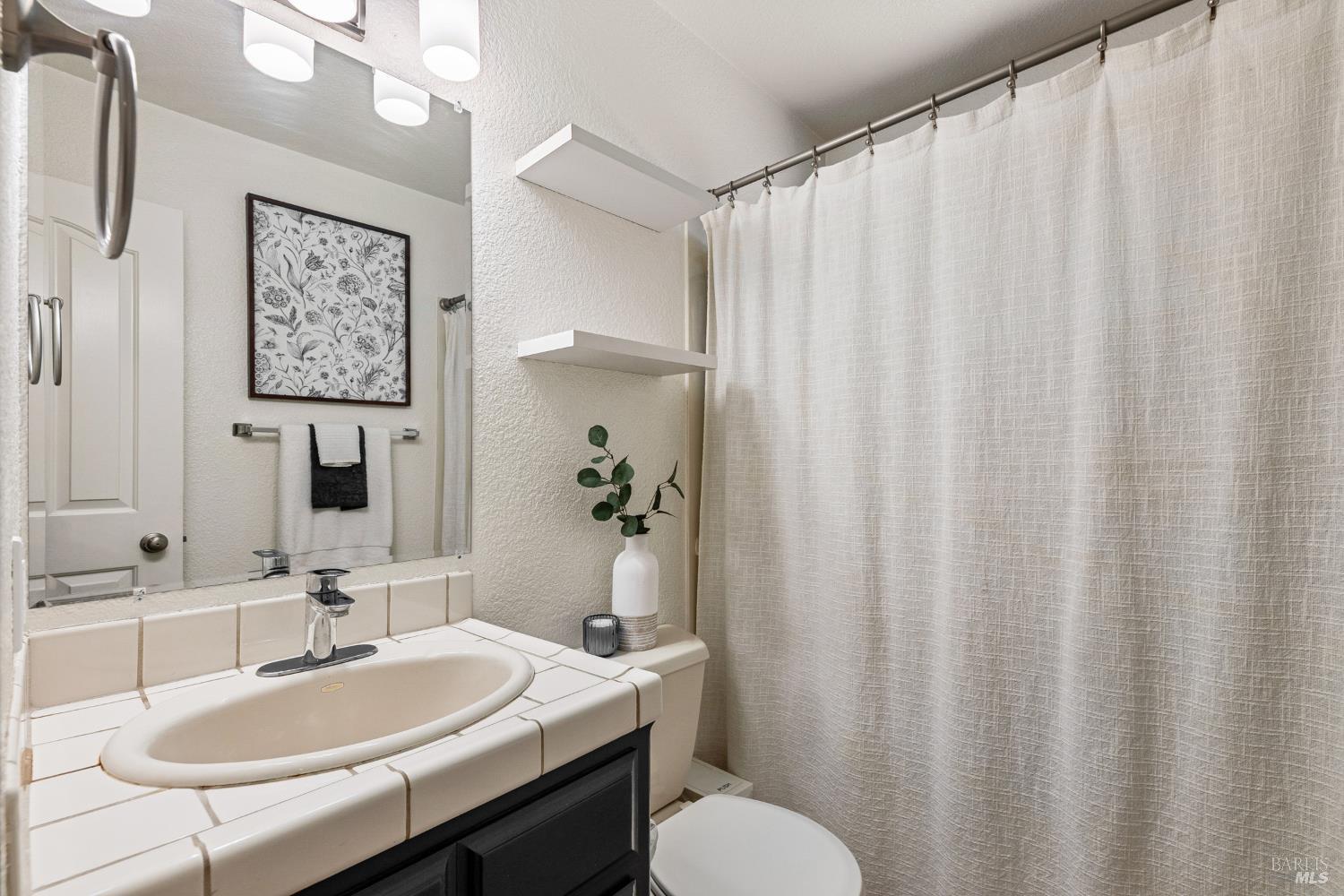 613 Isabella Court Vacaville CA 95687