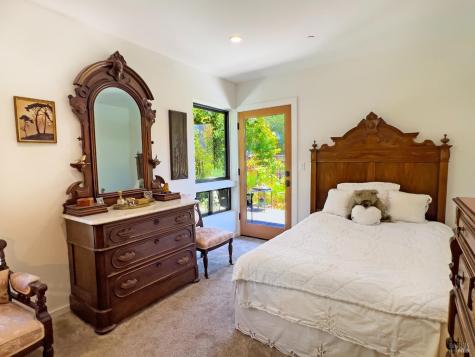 1938 Marsh Road Santa Rosa CA 95403
