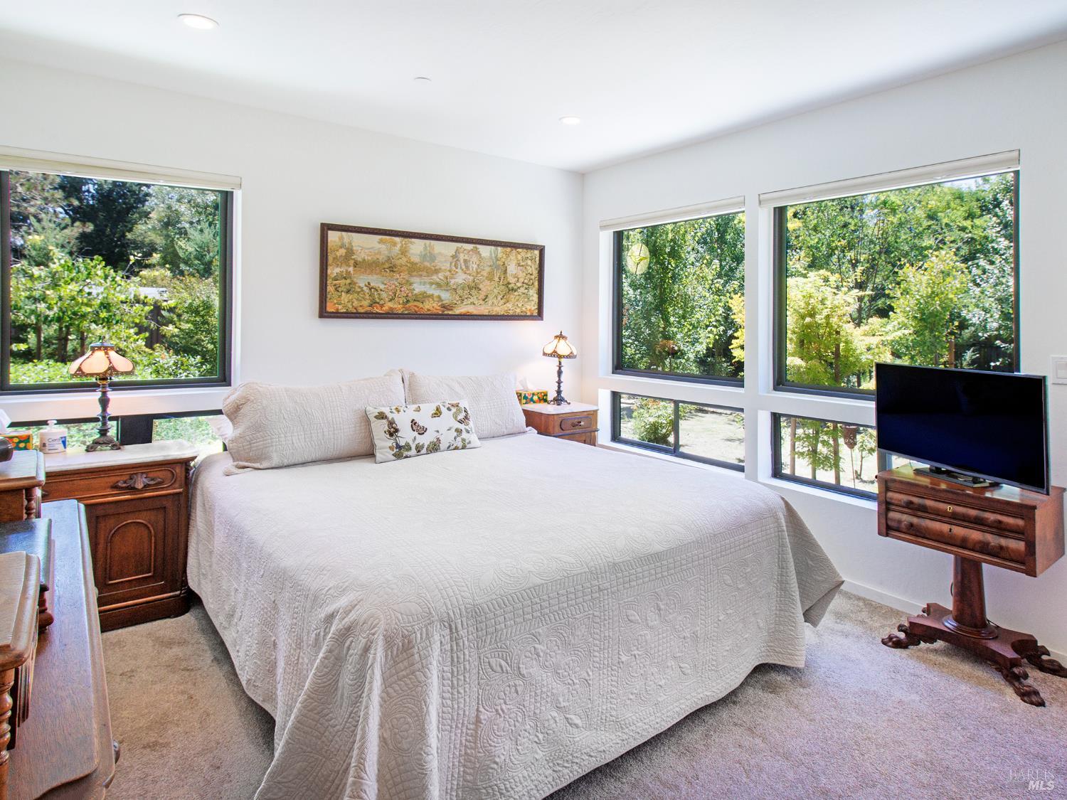 1938 Marsh Road Santa Rosa CA 95403