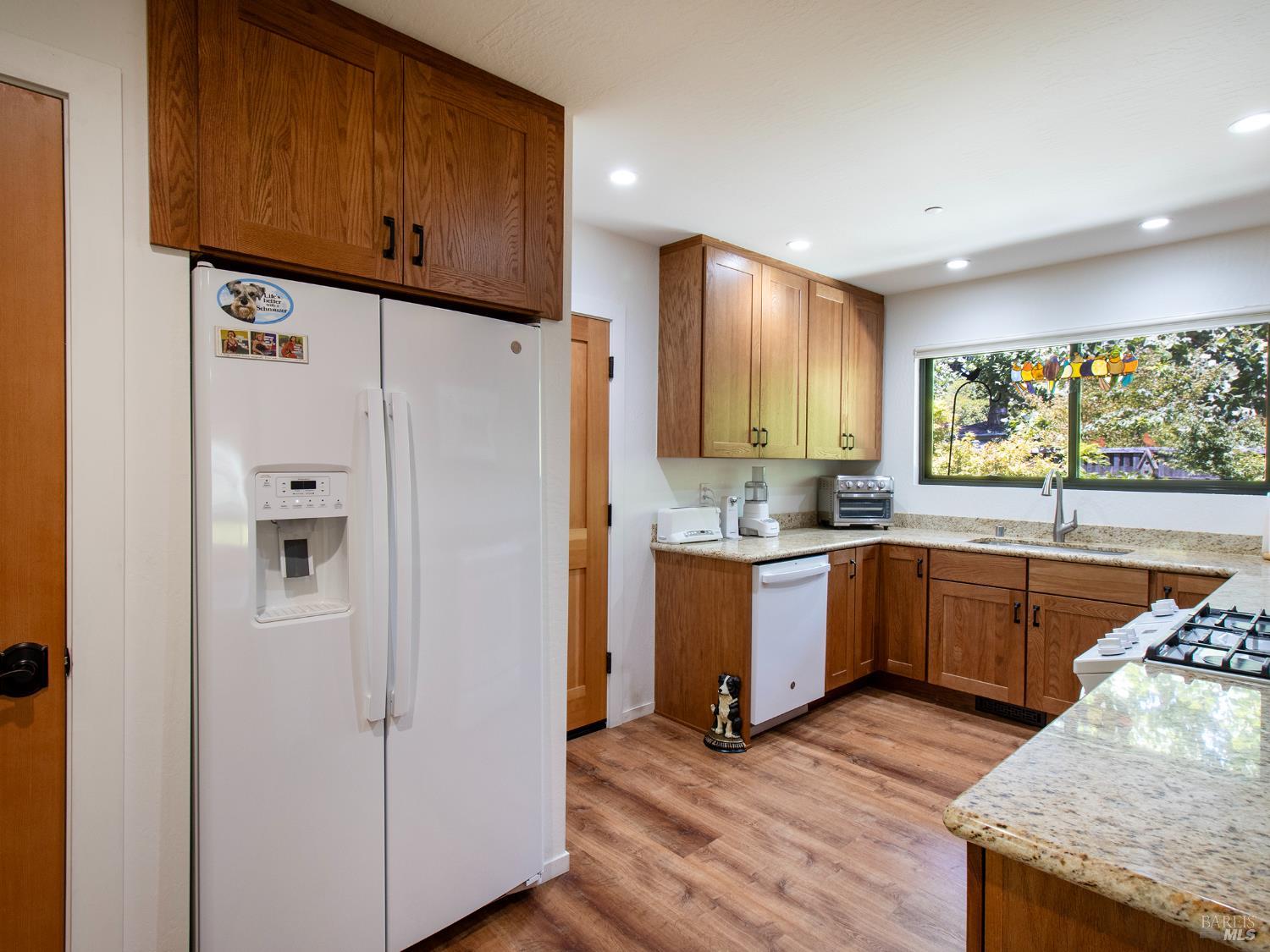 1938 Marsh Road Santa Rosa CA 95403