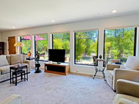 1938 Marsh Road Santa Rosa CA 95403