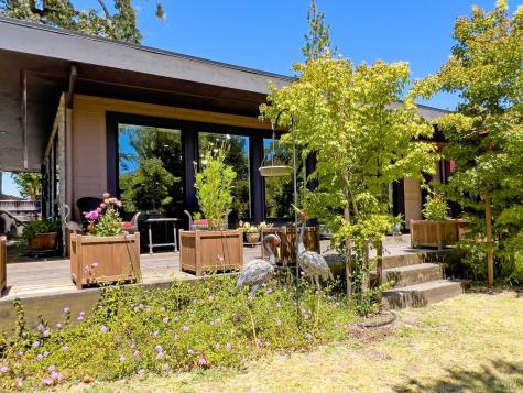 1938 Marsh Road Santa Rosa CA 95403